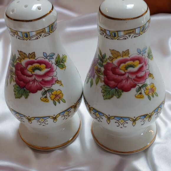 Royal Grafton Malvern Fine Bone China Four Piece Cruet Salt Pepper Shaker Set - Picture 15 of 16